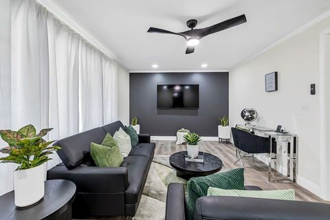 2271 Plantation Drive Atlanta GA 30344