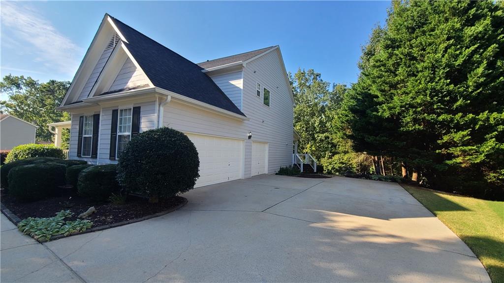 4660 Luke Drive