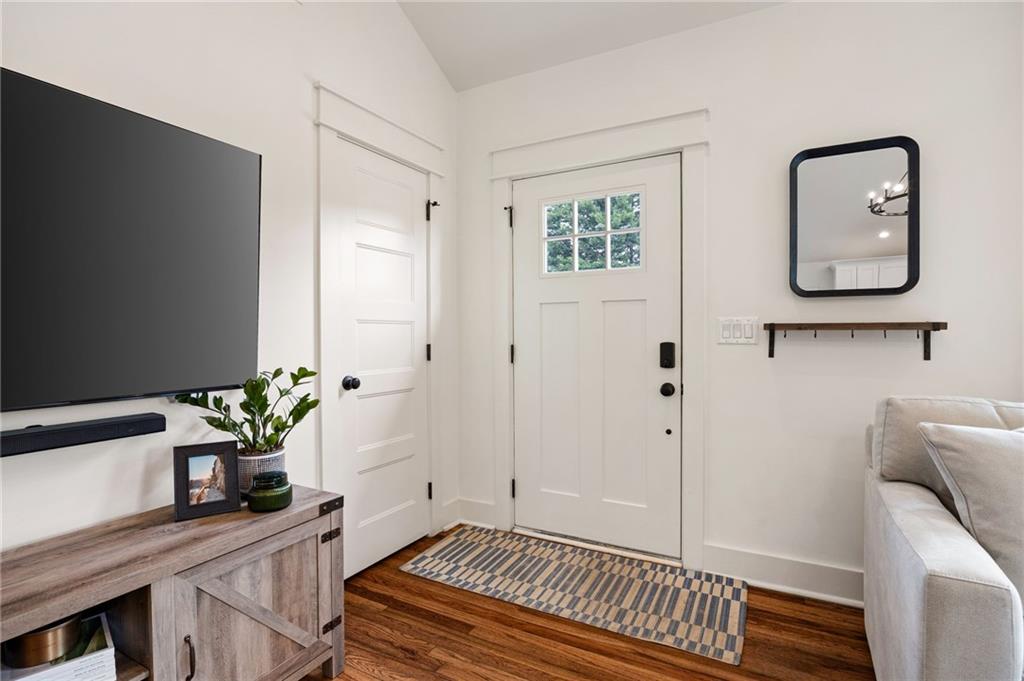 3300 Ridgecrest Road SE