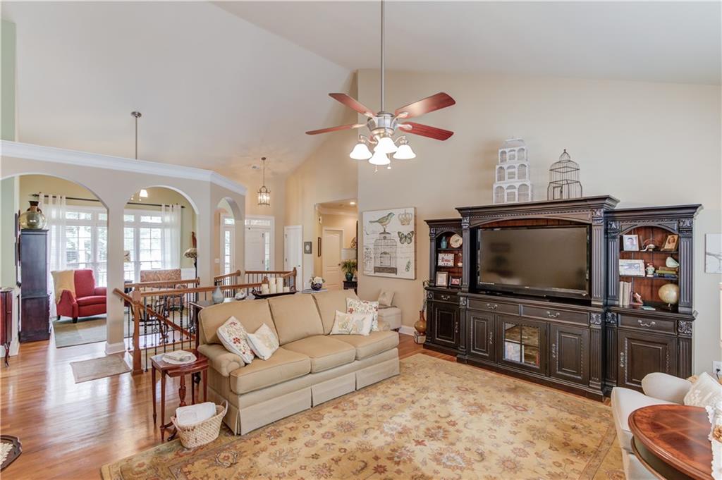 901 Providence Lane