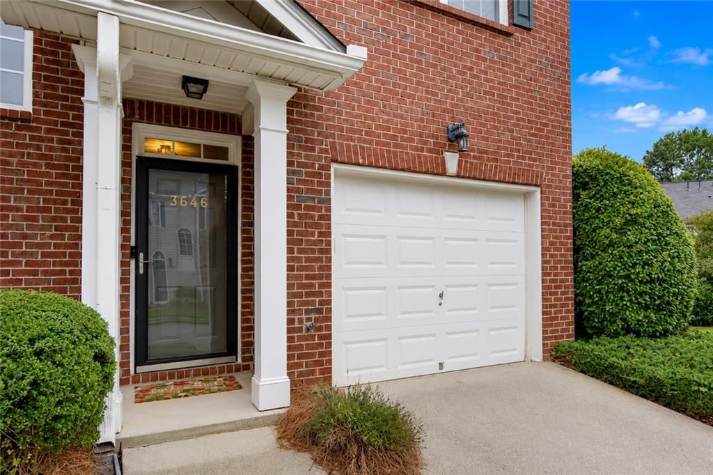 3646 Lantern Crest Cove