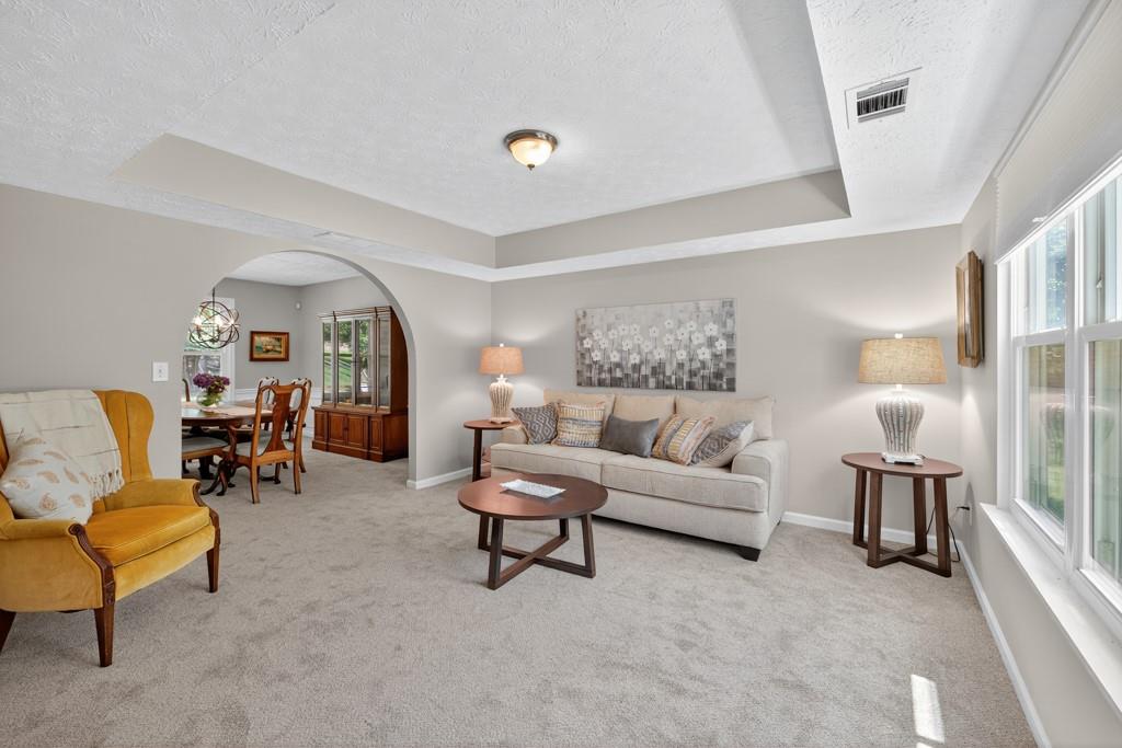 2101 Emerald Drive