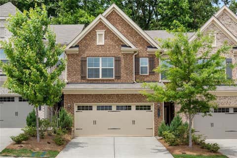 Townhouse For Sale - 1426 Lanier Vista Drive<br/> Buford, GA 30518