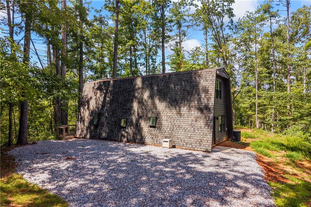1243 Hooper Road