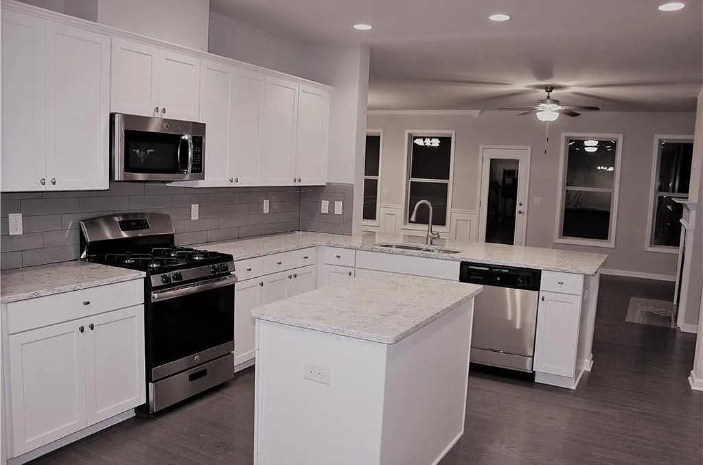5023 Garrett Ct