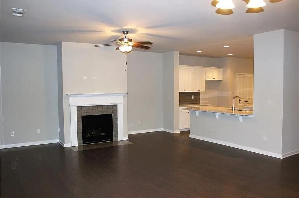 5023 Garrett Ct