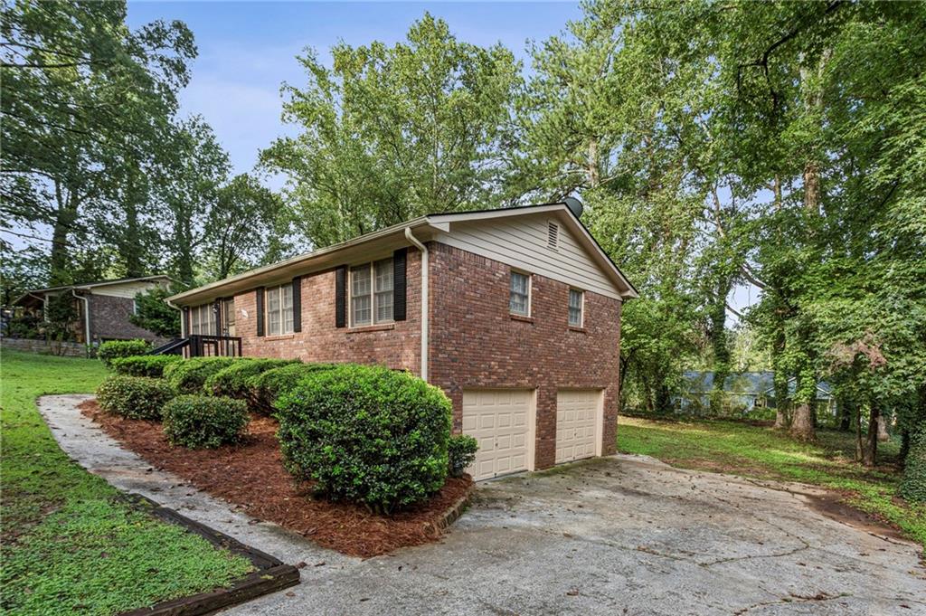 3435 Bryant Lane