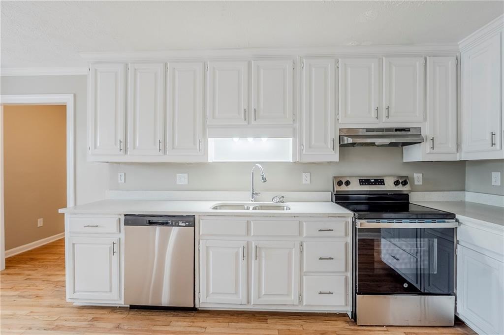 5611 Manassas Run, Stone Mountain, Georgia image 11
