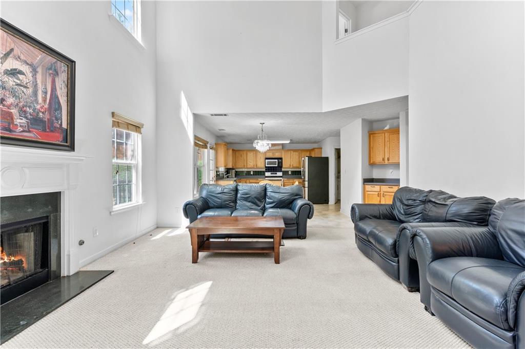 665 Roxford Lane
