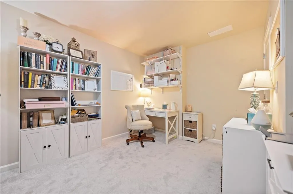 Canton, Georgia 30114, United States, 3 Bedrooms Bedrooms, ,3 BathroomsBathrooms,Residential,Pending,1817