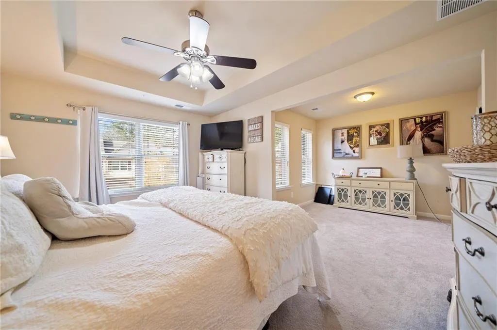 Canton, Georgia 30114, United States, 3 Bedrooms Bedrooms, ,3 BathroomsBathrooms,Residential,Pending,1817