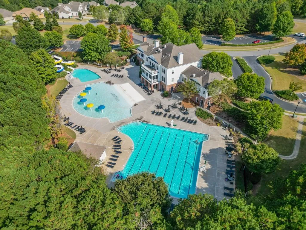 Canton, Georgia 30114, United States, 3 Bedrooms Bedrooms, ,3 BathroomsBathrooms,Residential,Pending,1817