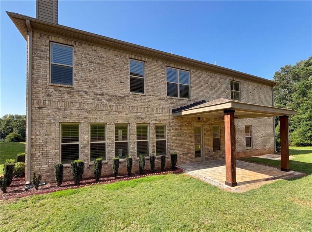 332 Warwick Place