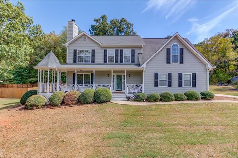 A home in Dacula