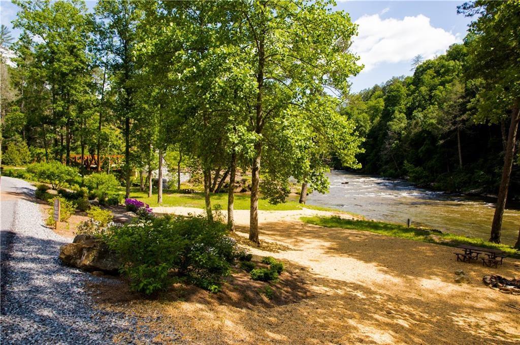 241 Pinnacle Drive, Ellijay, Georgia image 9