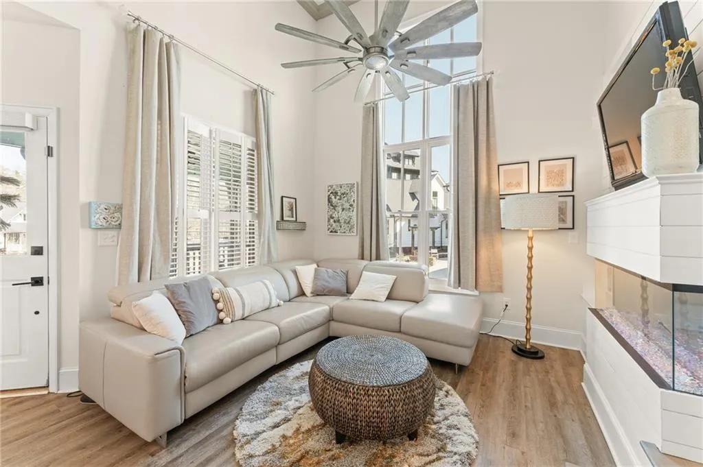 Kennesaw, Georgia 30144, United States, 2 Bedrooms Bedrooms, ,2 BathroomsBathrooms,Residential,Active,135888