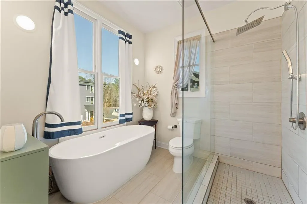 Kennesaw, Georgia 30144, United States, 2 Bedrooms Bedrooms, ,2 BathroomsBathrooms,Residential,Active,135888