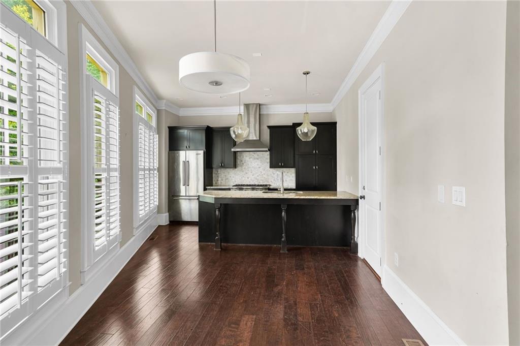 3002 Lenox Road NE 300