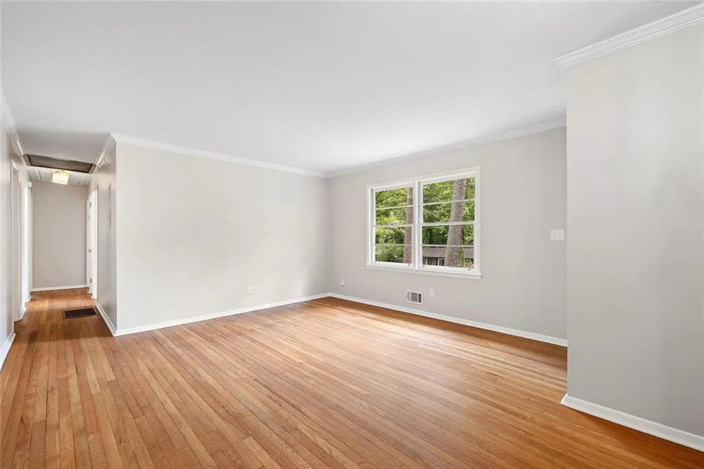 Chamblee, Georgia 30341, United States, 3 Bedrooms Bedrooms, ,2 BathroomsBathrooms,Residential,Pending,114732