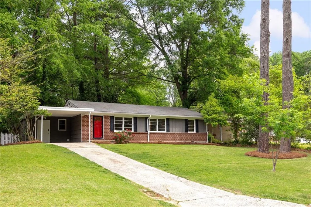 Chamblee, Georgia 30341, United States, 3 Bedrooms Bedrooms, ,2 BathroomsBathrooms,Residential,Pending,114732