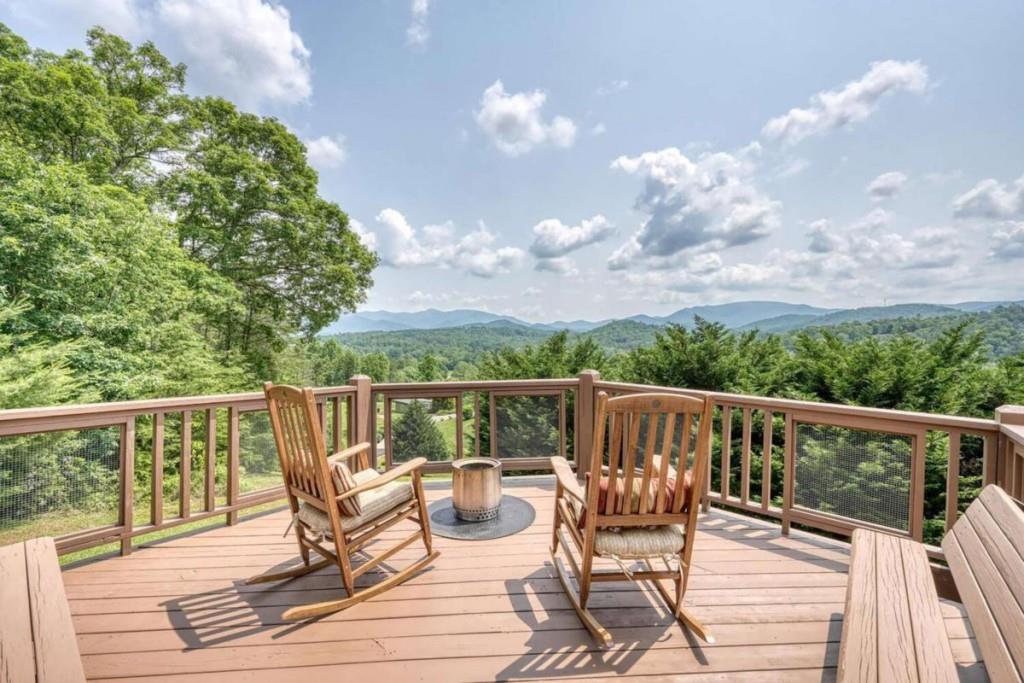 7 Kadens Cove