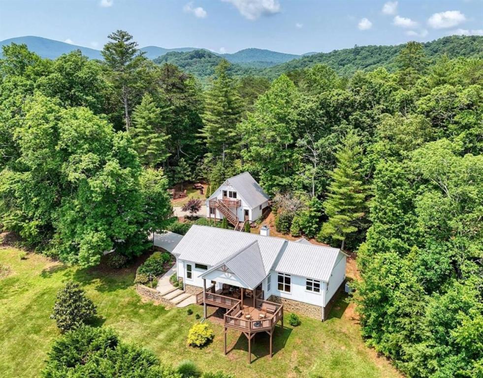 7 Kadens Cove