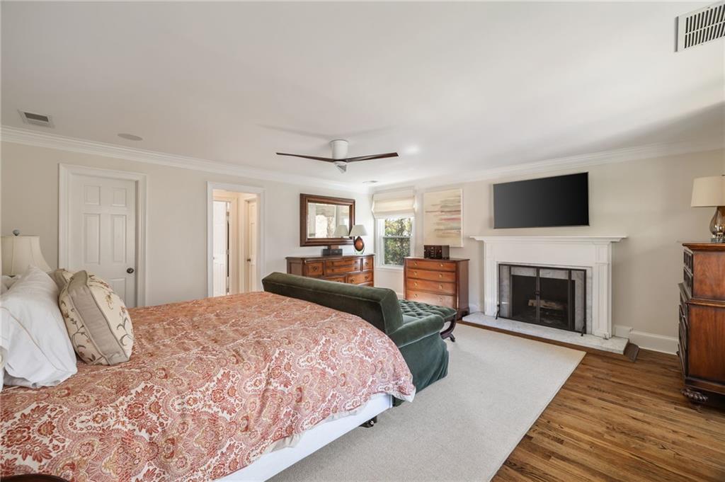 5575 Glen Errol Road, Sandy Springs, Georgia image 21