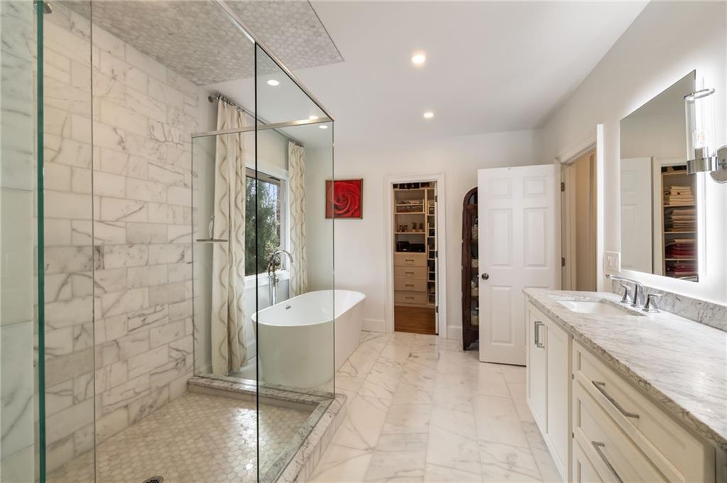 5575 Glen Errol Road, Sandy Springs, Georgia image 25