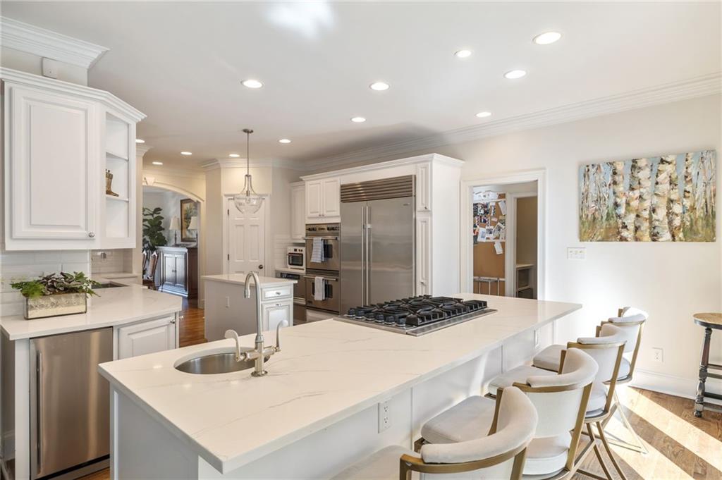 5575 Glen Errol Road, Sandy Springs, Georgia image 14