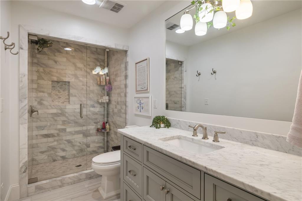 5575 Glen Errol Road, Sandy Springs, Georgia image 30