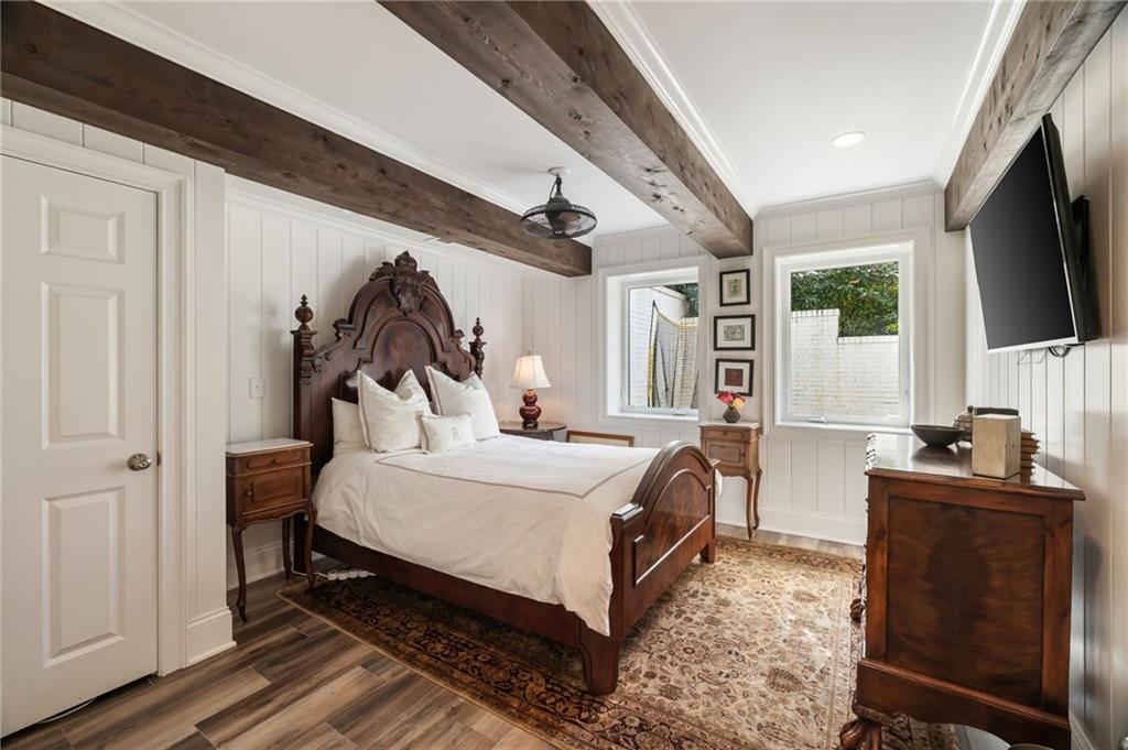 5575 Glen Errol Road, Sandy Springs, Georgia image 39