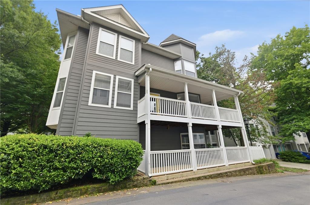 951 Glenwood Avenue SE 1306