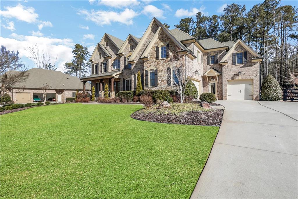 16885 Quayside Drive