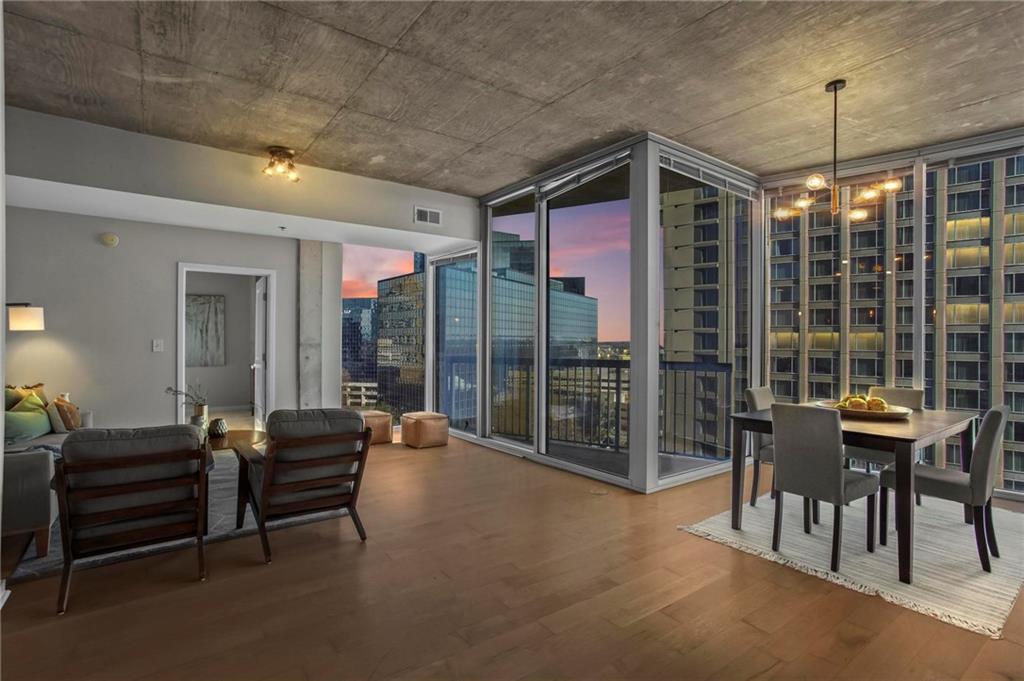 3324 Peachtree Road NE 901