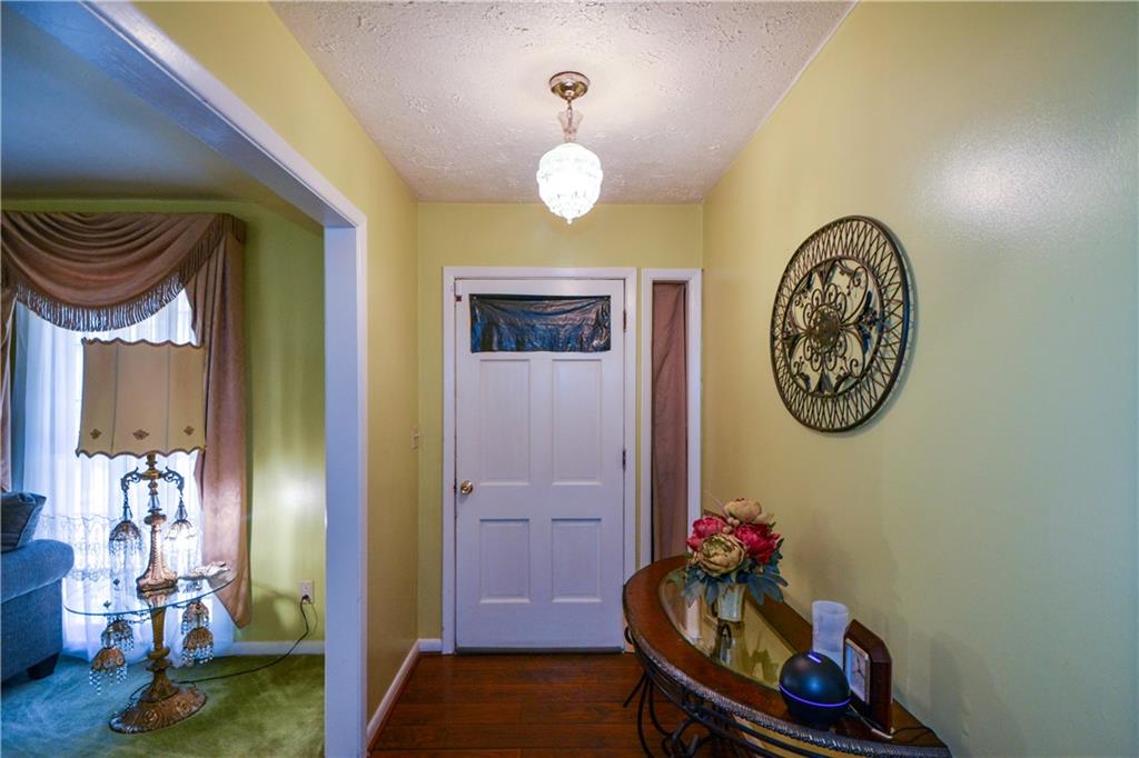 750 Skipper Drive, Atlanta, Georgia image 9