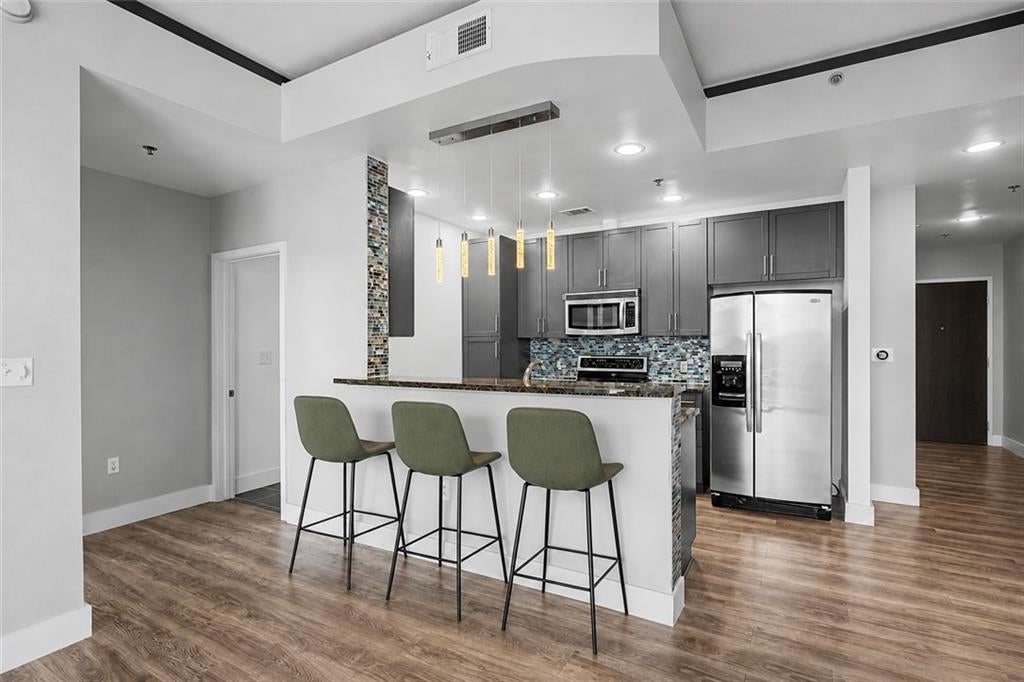 855 Peachtree Street NE 2906
