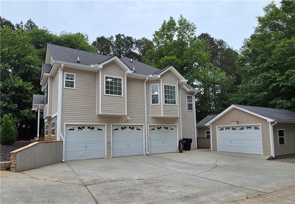 1005 Creek Run Place