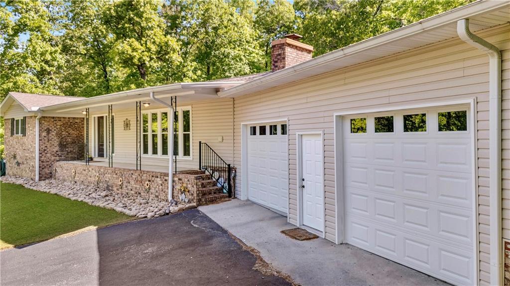 332 Lake Drive, Calhoun, Georgia image 7