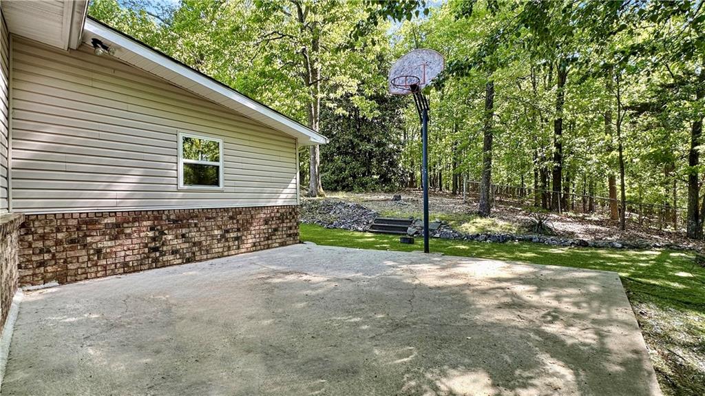 332 Lake Drive, Calhoun, Georgia image 11