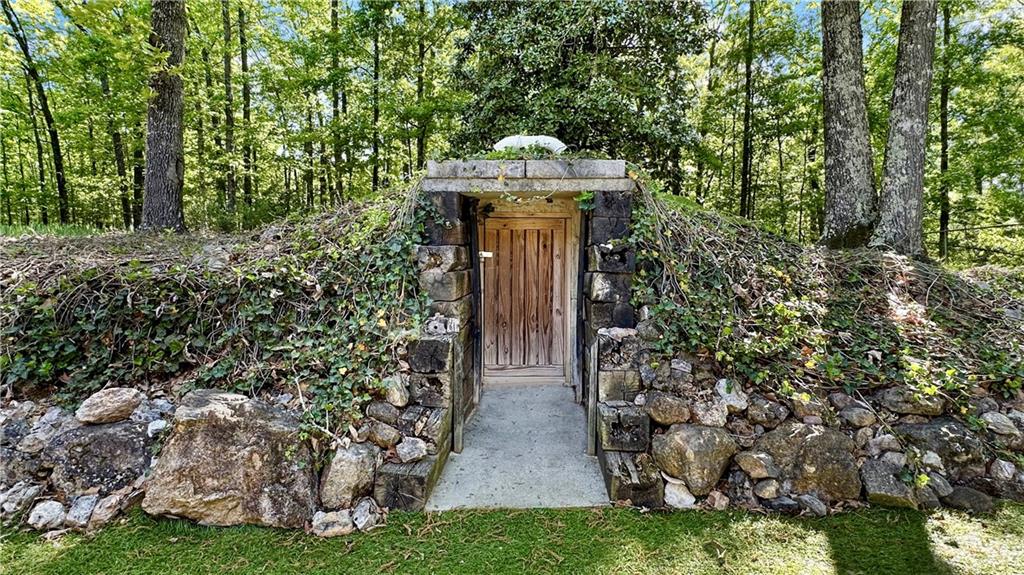 332 Lake Drive, Calhoun, Georgia image 13