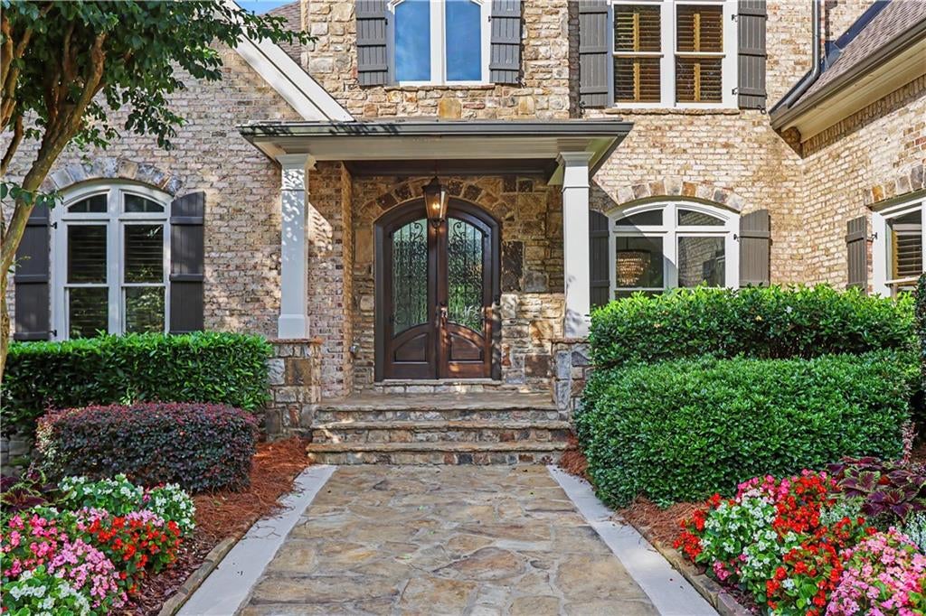 5152 Legends Drive