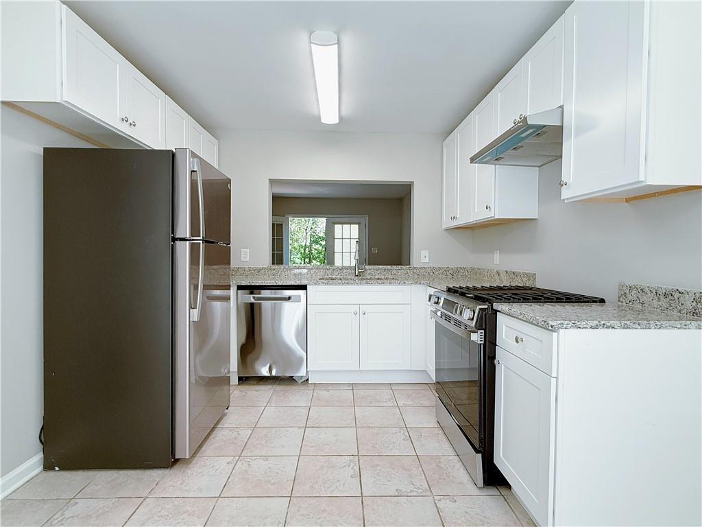 Oakpointe - Residential Lease