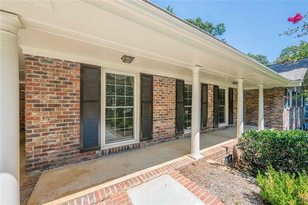 2595 Landeau Circle