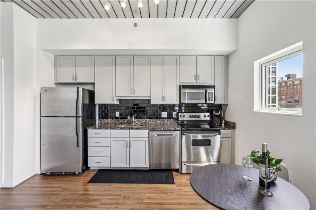 620 Glen Iris Drive NE 410