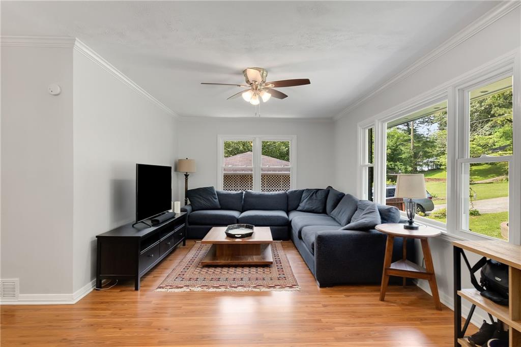 553 Collingwood Drive