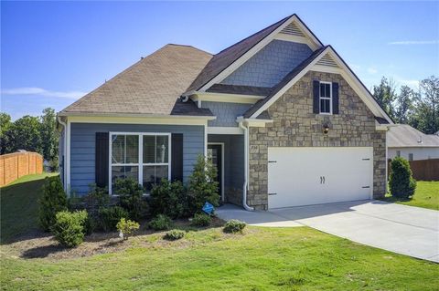 A home in Fairburn