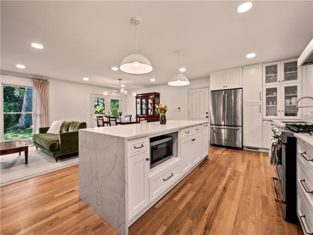 2077 Trailmark Drive