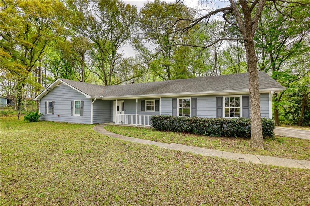 806 Jefferson Court, Conyers, Georgia image 4