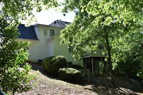 A home in Lilburn