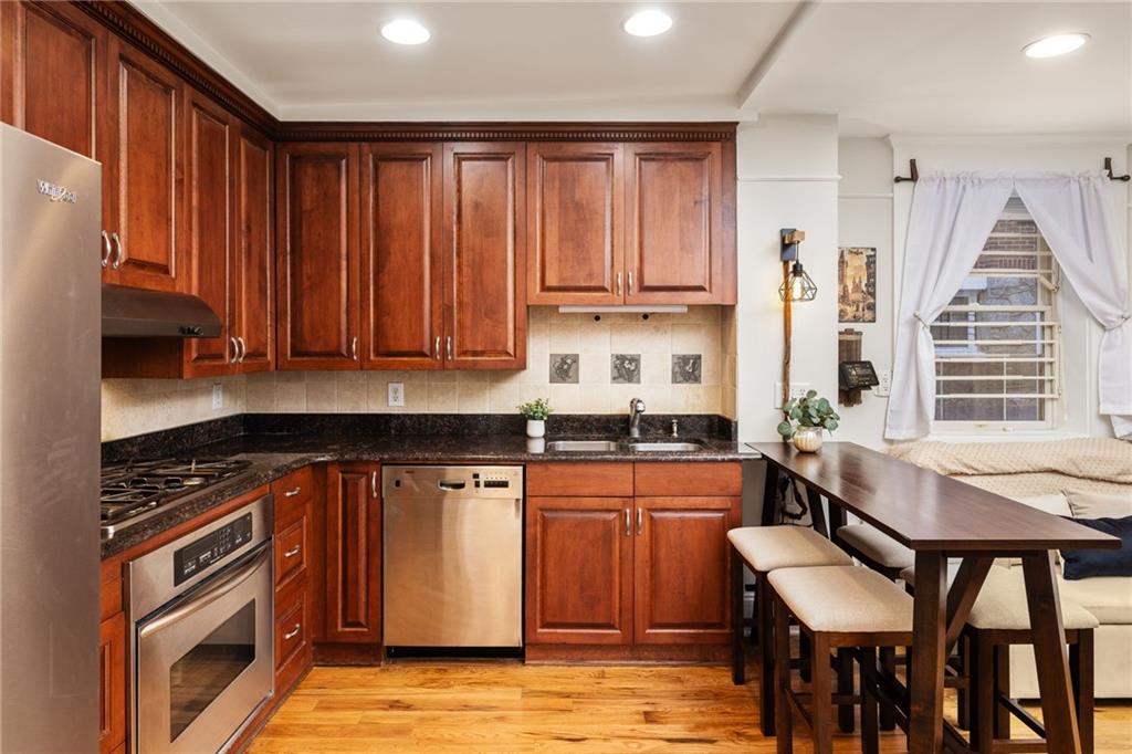 259 14th Street NE B103